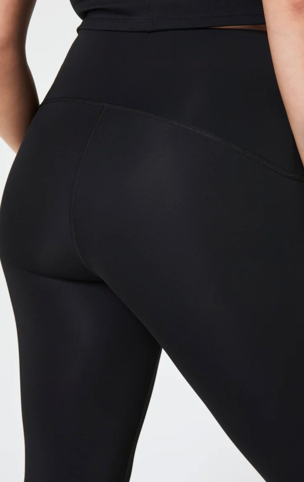 SPANXshape Booty Boost- Flare Pant- Black